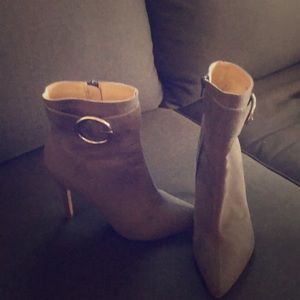 Only worn once, women’s ankle boots
